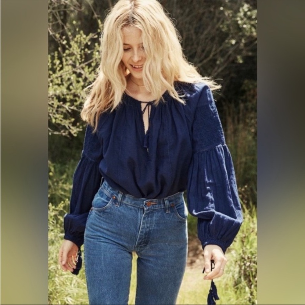 Doen Navy Blue Blouse